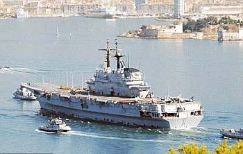 Marineforum - GARIBALDI läuft in  Toulon ein (Foto: Mer et Marine)