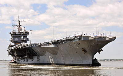 Marineforum - ENTERPRISE verlässt die Werft (Foto: US Navy)