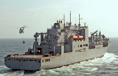 USA — Combat Logistic Force Ship Bau praktisch am Fließband