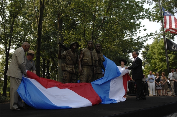 USA — Restoration Complete for Vietnam War Memorial Statue