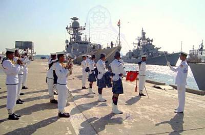 Marineforum - Begrüßung in Tirincomalee (Foto: Sri Lanka Navy)