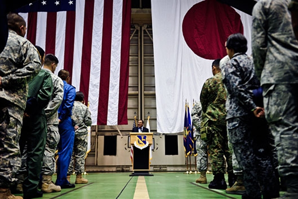 Panetta Praises U.S.-Japan Alliance