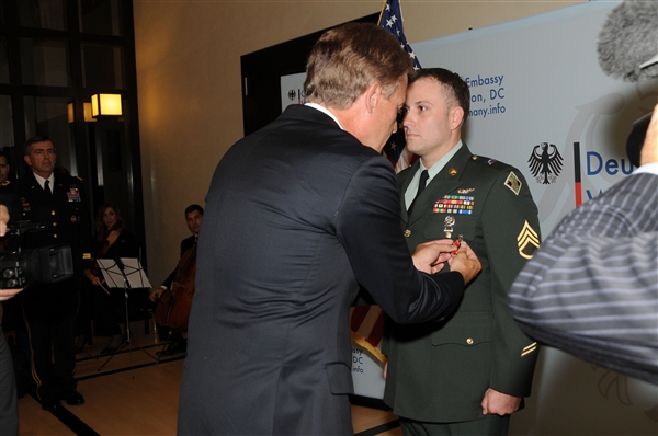 Face of Defense: Soldier Earns Medal for Saving German’s Life