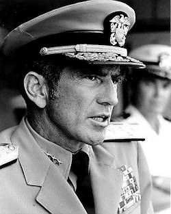 Namensgeber Admiral Elmo Zumwalt (Foto: US Navy)